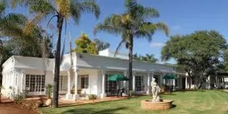 Heatherdale Guesthouse & Shuttle Services