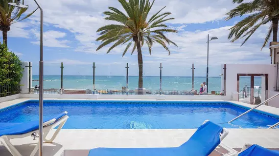 Aparthotel Puerto Azul Marbella | Andalucia - Malaga İli - Marbella - Marbella Seafront Promenade - Marbella Kent Merkezi