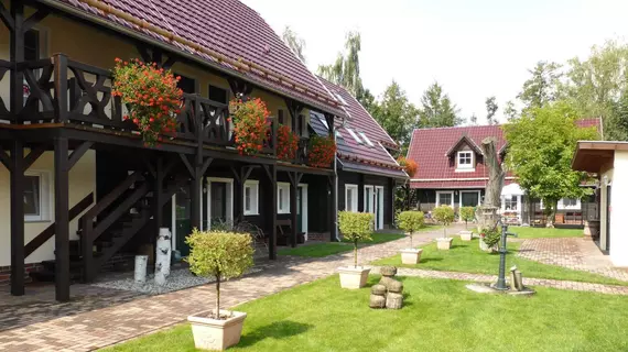 Pension Zum Schlangenkönig | Brandenburg Bölgesi - Burg (Spreewald)