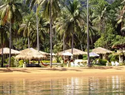 Amber Sands Beach Resort