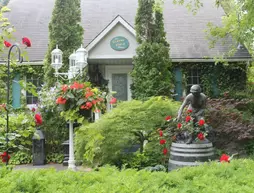 Clover Field House | Ontario - Niagara Regional Belediyesi - Niagara Şelalesi (ve civarı), Kanada - Niagara-on-the-Lake