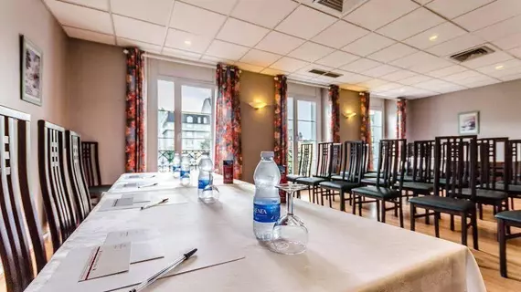 Hotel Saint Louis de France | Occitanie - Hautes-Pyrenees - Lourdes - Tarbes (ve civarı) - Lourdes