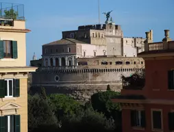 Domus Carmelitana | Lazio - Roma (ve civarı) - Roma Kent Merkezi - Prati