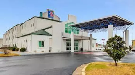 Motel 6 - Montgomery / Hope Hull | Alabama - Montgomery (ve civarı) - Montgomery