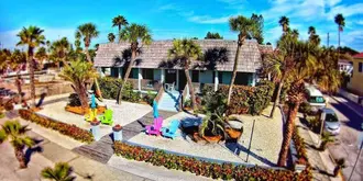 Sabal Palms Inn