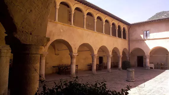 Abbazia San Pietro In Valle | Umbria - Terni (vilayet) - Ferentillo