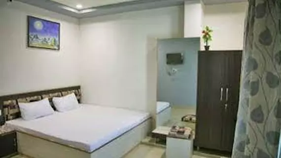 New Holiday Inn Ajmer | Racastan - Ajmer (ve civarı) - Ajmer