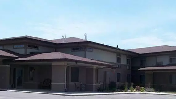 Prairie Inn and Suites | Wisconsin - La Crosse (ve civarı) - Holmen