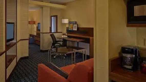 Fairfield Inn & Suites Boca Raton | Florida - Palm Beach - Batı Palm Beach (ve civarı) - Boca Raton