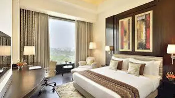 Park Plaza, Noida | Batı Delhi - Ulusal Eyalet Başkenti Delhi - Delhi (ve civarı) - Noida