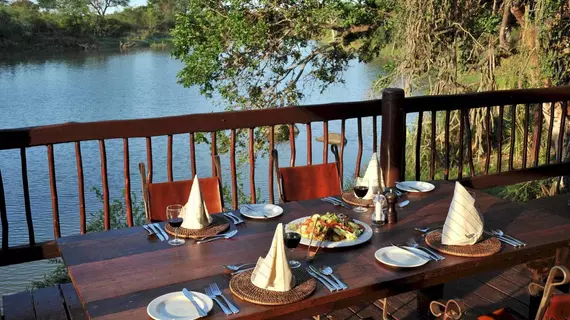 Thornybush Waterside Lodge | Limpopo - Maruleng - Hoedspruit