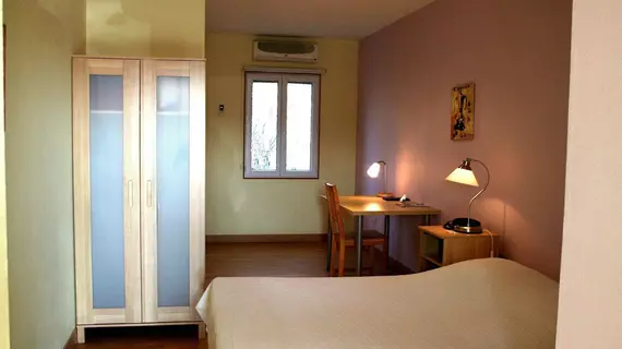 Hotel Caribou | Auvergne-Rhone-Alpes - Rhone (bölge) - Lyon (ve çevresi) - Chassagny