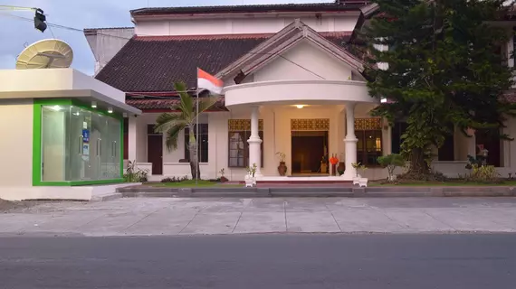 Hotel Griya Asri | Batı Nusa Tenggara - Lombok - Mataram