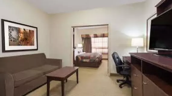 Ramada Hotel Weyburn | Saskatchewan - Weyburn