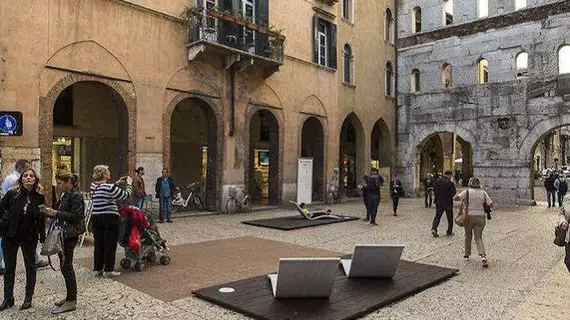 Palazzo Negri | Veneto - Verona (ve civarı) - Verona - Citta Antica