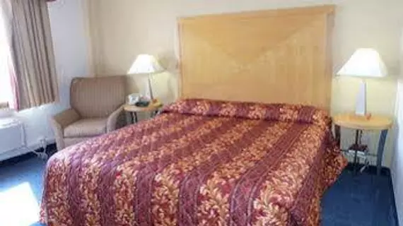 Katahdin Inn & Suites | Maine - Millinocket