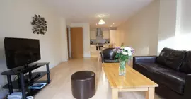 Lodge Drive Apartments | Londra (ve civarı) - Enfield - Palmers Green