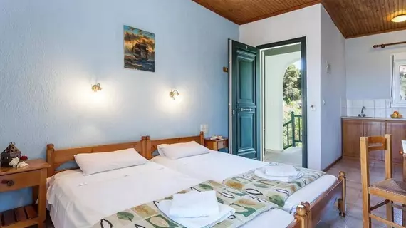 Pefkos Studios | Tesalya - Skopelos