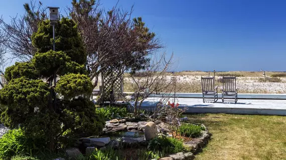 East Harbour Motel & Cottages | Massachusetts - North Truro