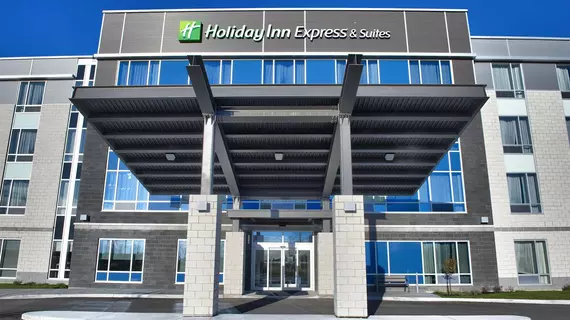 Holiday Inn Express & Suites Vaudreuil | Quebec - Montreal (ve civarı) - Vaudreuil