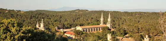 Hostellerie de l'Abbaye de Frigolet | Provence - Alpes - Cote d'Azur - Bouches-du-Rhone (bölge) - St.-Remy-de-Provence (ve civarı) - Tarascon