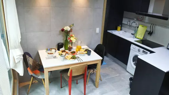 Lee & No Guesthouse | Gyeonggi - Seul (ve civarı) - Mapo - Yeonnam-dong