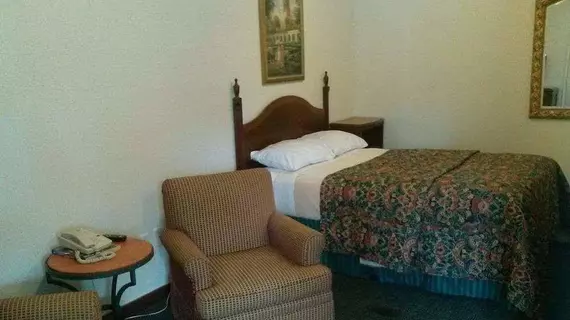 Economy Inn Paso Robles | Kaliforniya - San Luis Obispo (ve civarı) - Paso Robles