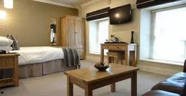 Gwesty'r Emlyn Hotel | Galler - Newcastle Emlyn