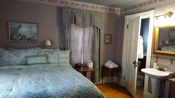 Austin's Holidae House Bed & Breakfast | Maine - Rumford (ve civarı) - Bethel