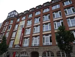 Industriepalast Hostel & Hotel Berlin | Berlin (ve civarı) - Friedrichshain-Kreuzberg - Friedrichshain