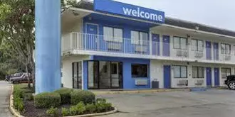 Motel 6 Baton Rouge - Port Allen