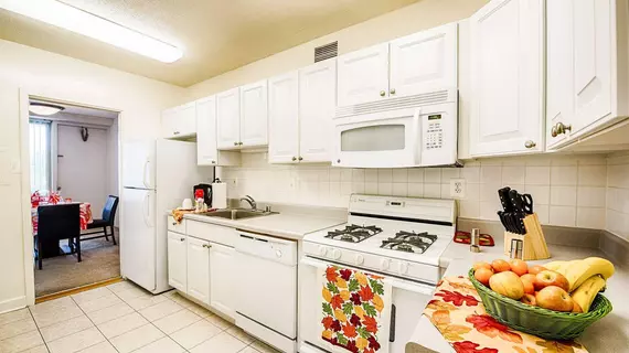 Reagan Airport Apartments | Virginia - Arlington - Addison Heights - Crystal City