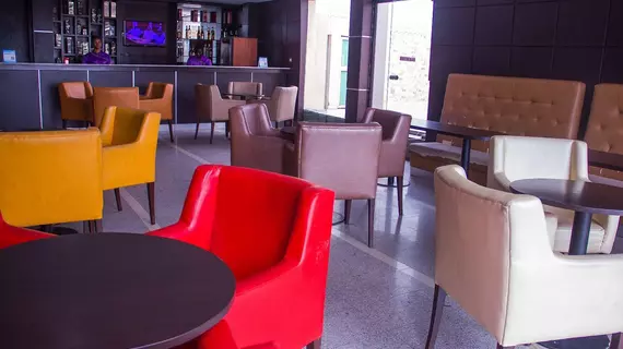 Paris Suites | Lagos (ve civarı) - Lagos - Festac