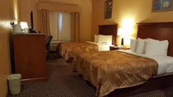 Days Inn & Suites McAlester | Oklahoma - McAlester (ve civarı) - McAlester