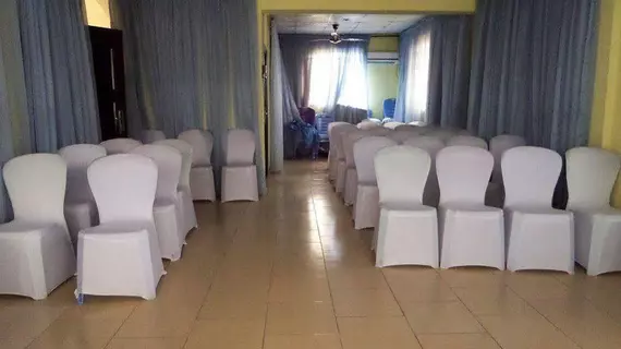 Menic Suites | Lagos (ve civarı) - Lekki - Ogombo