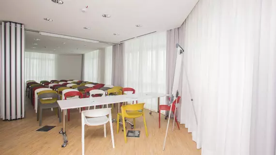 Diamante Mhotel | Piedmont - Turin (ve civarı) - Collegno