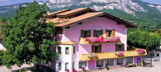 Hotel Kuhn | Trentino-Alto Adige - Güney Tirol (il) - Terlano