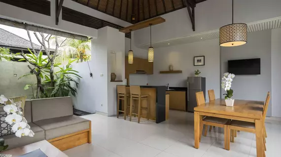 Pradha Villas Seminyak | Bali - Badung - Laksmana