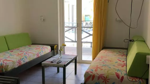 Stella Apartments | Girit Adası - Kandiye (bölge) - Gouves - Kokkini Chani