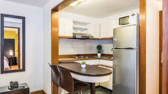 Lloyd's Apartasuites | Cundinamarca - Bogota (ve civarı) - Bogota - Chico