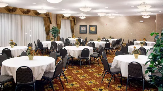 Clubhouse Suites Sioux Falls | Güney Dakota - Sioux Falls (ve civarı) - Sioux Falls