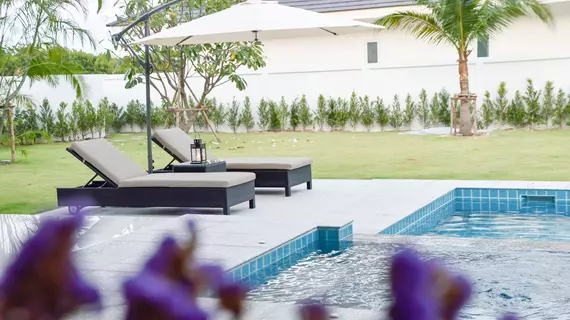 Tulip House Pool Villa Hua Hin | Prachuap Khiri Khan (ili) - Hua Hin (ve civarı) - Cha-am