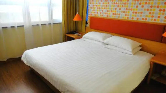 Home Inn Suzhou Guanqian Branch | Jiangsu - Suzhou - Gu Su Bölgesi