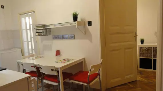 Rabbit Apartman | Pest County - Budapeşte (ve civarı) - Budapeşte Kent Merkezi - Erzsebetvaros