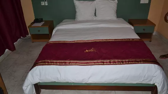 Hotel Merina | Yaounde