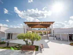 Grande Baia Resort Hotel and Residence | Sardinya - Sassari - San Teodoro