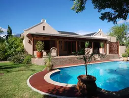 Khashamongo Guesthouse | Western Cape (il) - West Coast DC - Drakenstein - Cape Town (ve civarı) - Cape Town - Somerset West