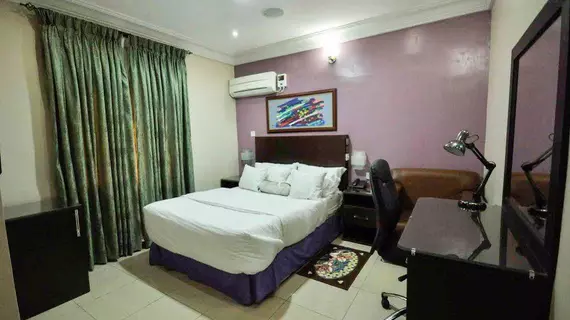 Jeromes Gardens And Suites | Lagos (ve civarı) - Lagos - Onigbongbo - Ikeja