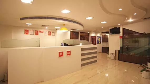 OYO Flagship MG Road Metro Station | Haryana - Gurugram (ve civarı) - Gurugram - DLF Phase I - DLF City