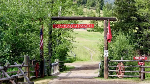 Diamond J Ranch | Montana - Ennis